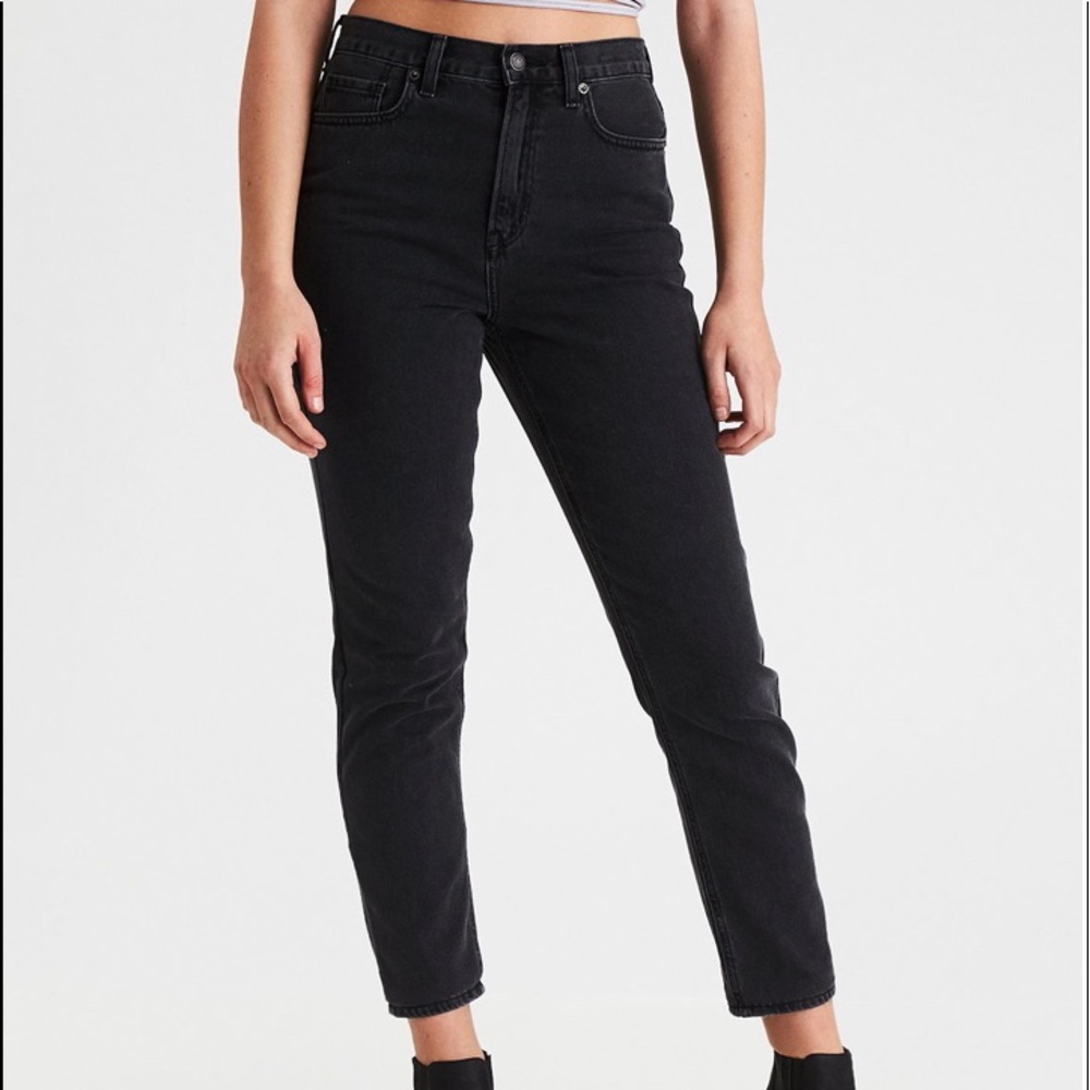 AE Mom Jeans in Rocker black
